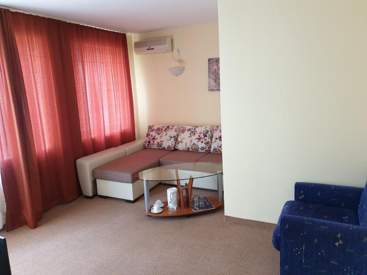 Family Hotel Diana Pomorie Exterior foto
