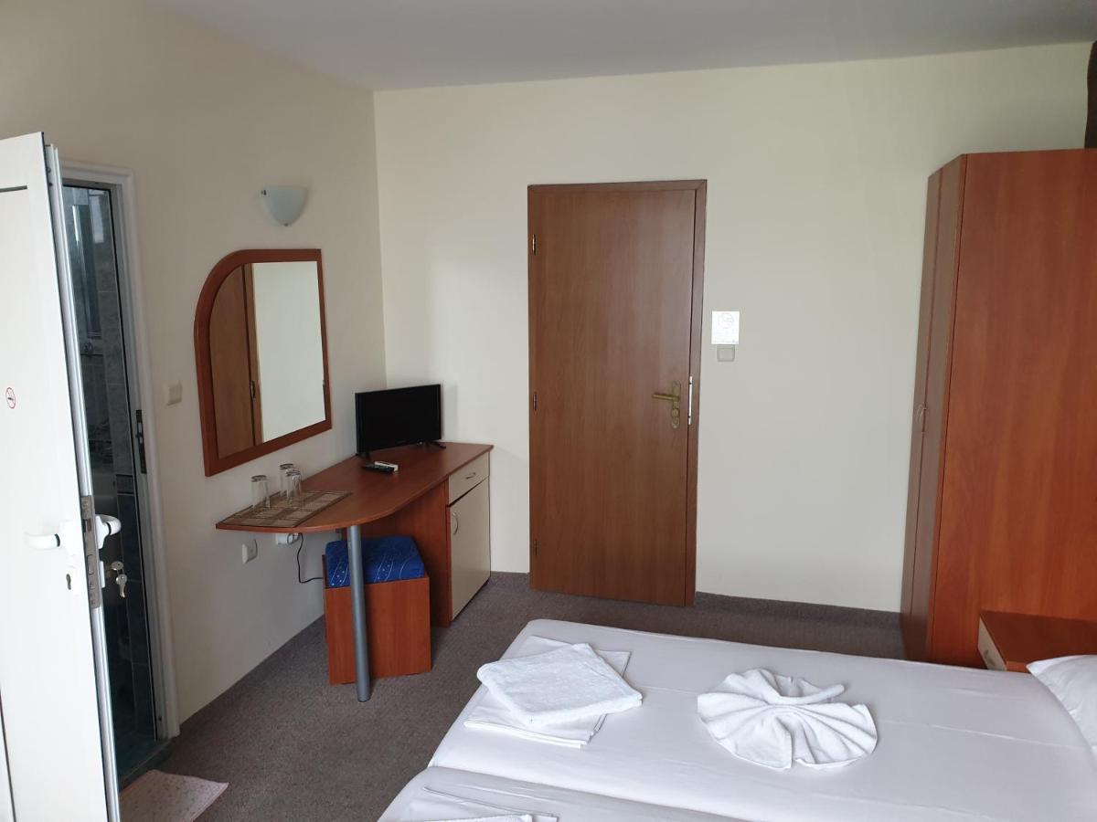 Family Hotel Diana Pomorie Exterior foto