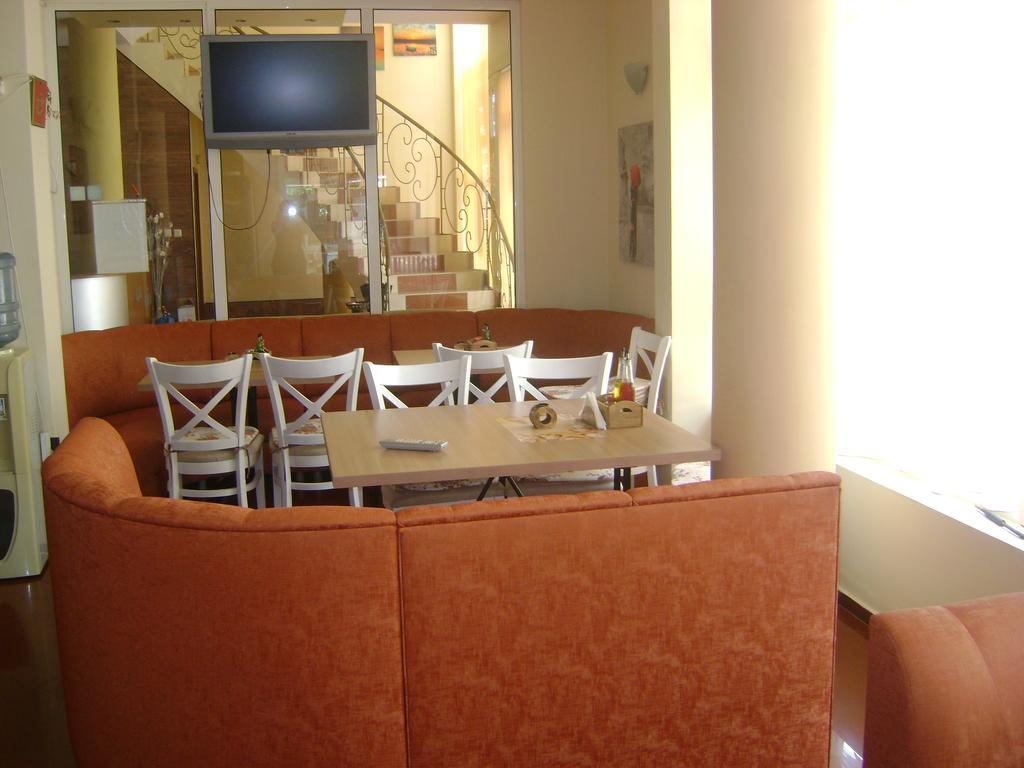 Family Hotel Diana Pomorie Exterior foto