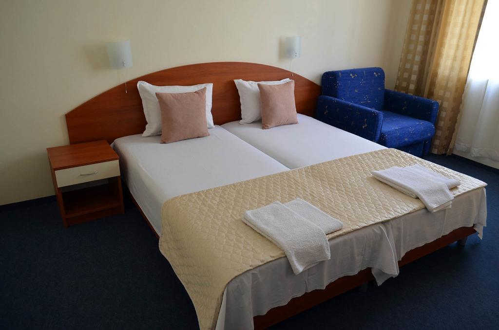 Family Hotel Diana Pomorie Exterior foto