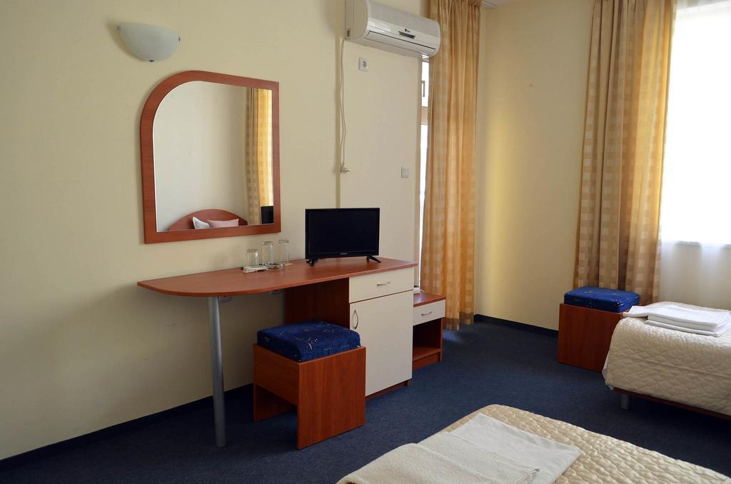 Family Hotel Diana Pomorie Exterior foto