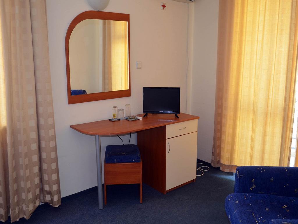 Family Hotel Diana Pomorie Exterior foto