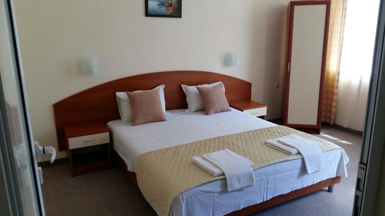 Family Hotel Diana Pomorie Exterior foto